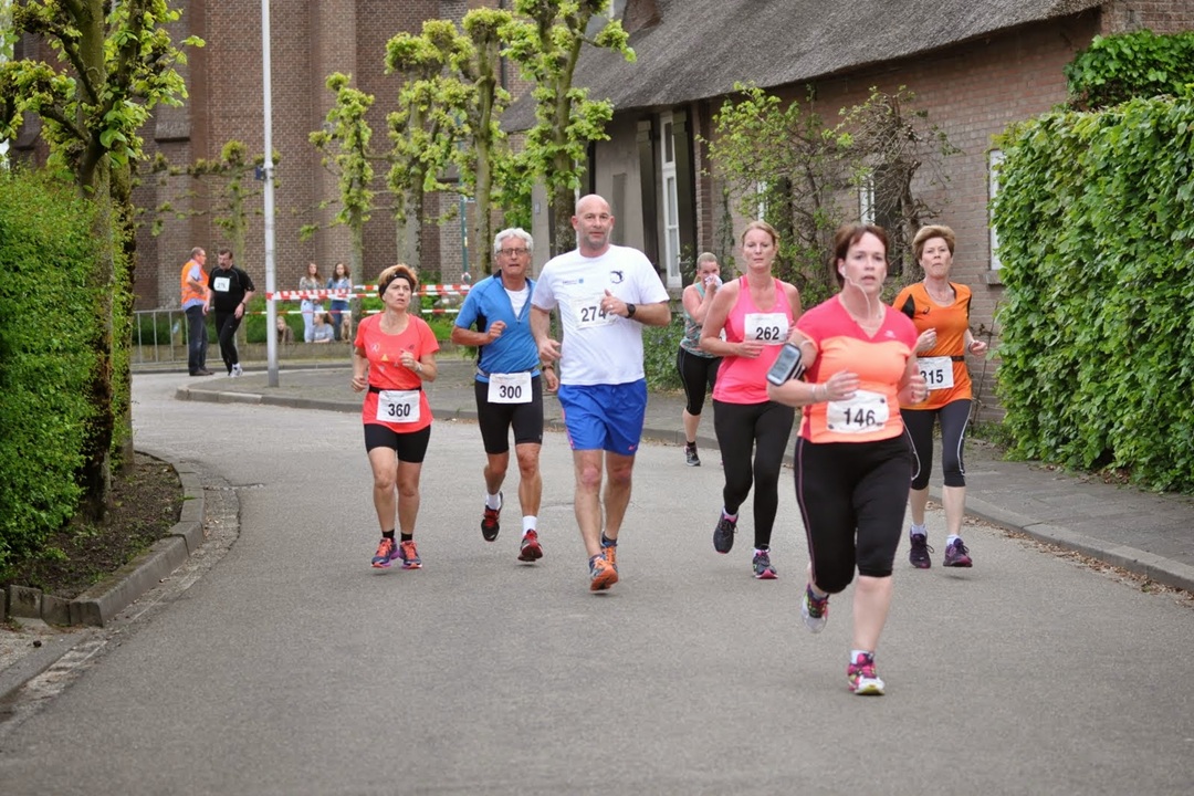 van AV Oss '78 - Vrijdag 13 juni Vunderkeloop in Macharen